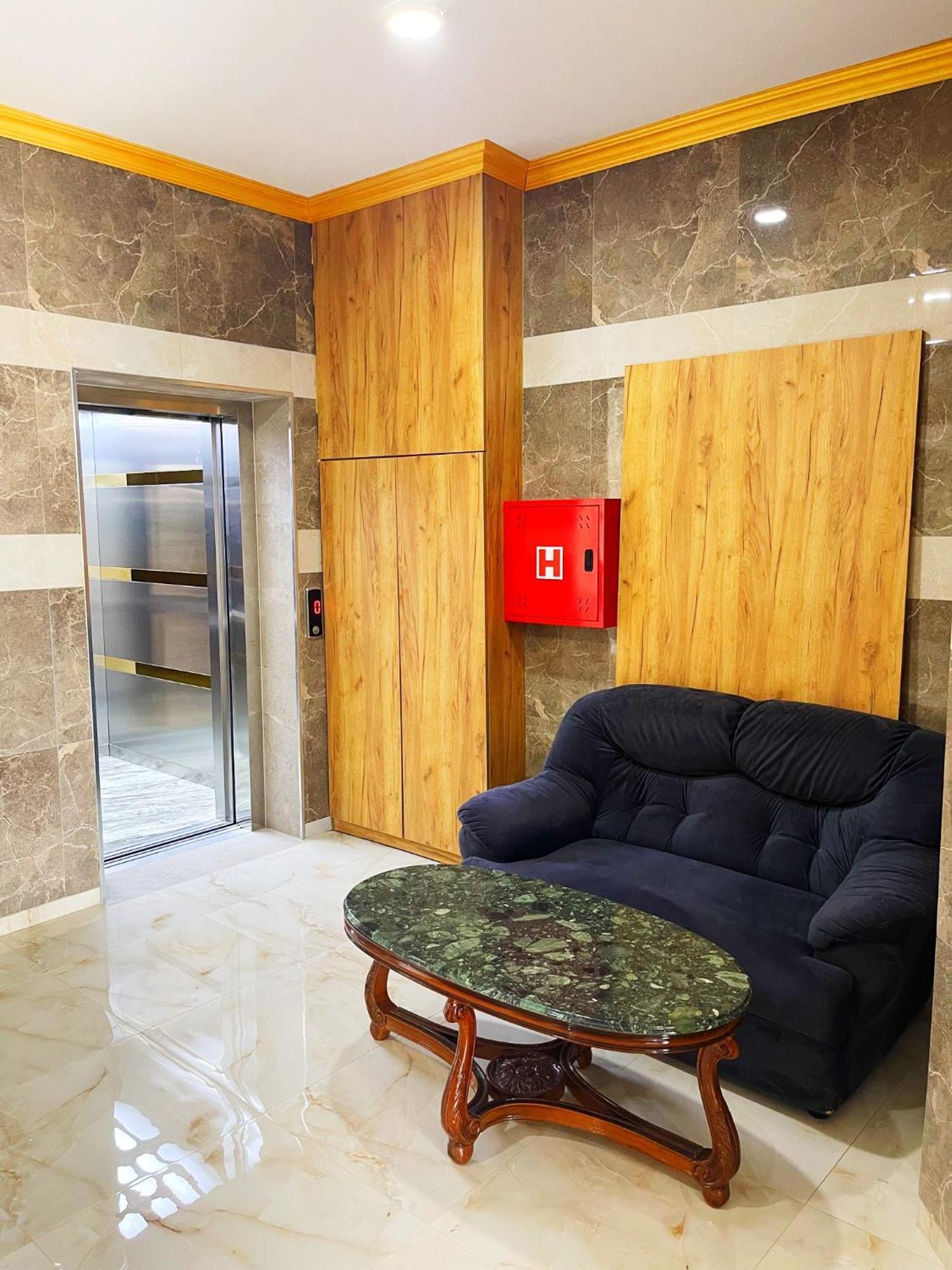 Infinity Plaza Hotel Gjakova Exterior foto